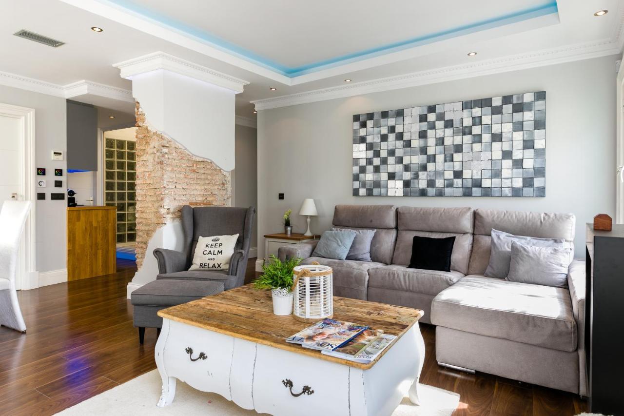 Weforyou 2 Bedrooms Penthouse At Malaga Center ภายนอก รูปภาพ